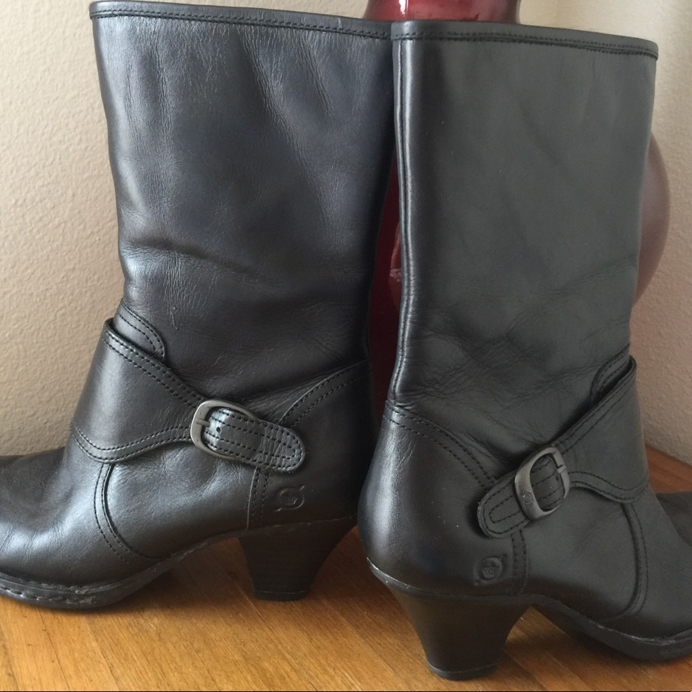 Born boots size 8.5